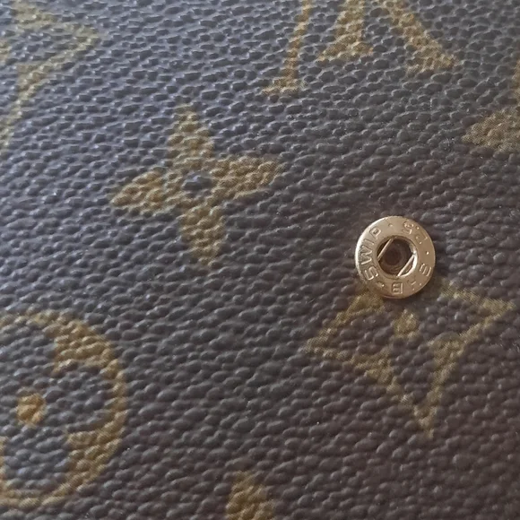 LOUIS VUITTON Monogram Porte Monnaie Billets Cartes Crédit Wallet - Picture 15 of 17